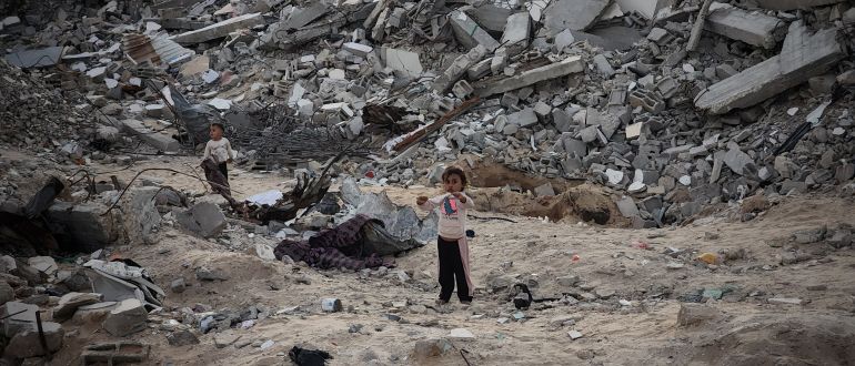 Daily life in Gaza amid Israeli attacks- – KHAN YUNIS, GAZA – OCTOBER 20:  Palestinians continue to live among the rubble of houses destroyed in the Israeli attacks as there are almost no solid structures left in the city due to Israel’s attacks on Gaza for more than a year, in Khan Yunis, Gaza on October 20, 2024.